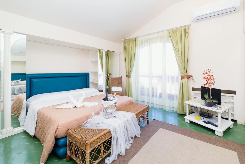 I Giardini Di Giano Bed & Breakfast Torre Faro Luaran gambar
